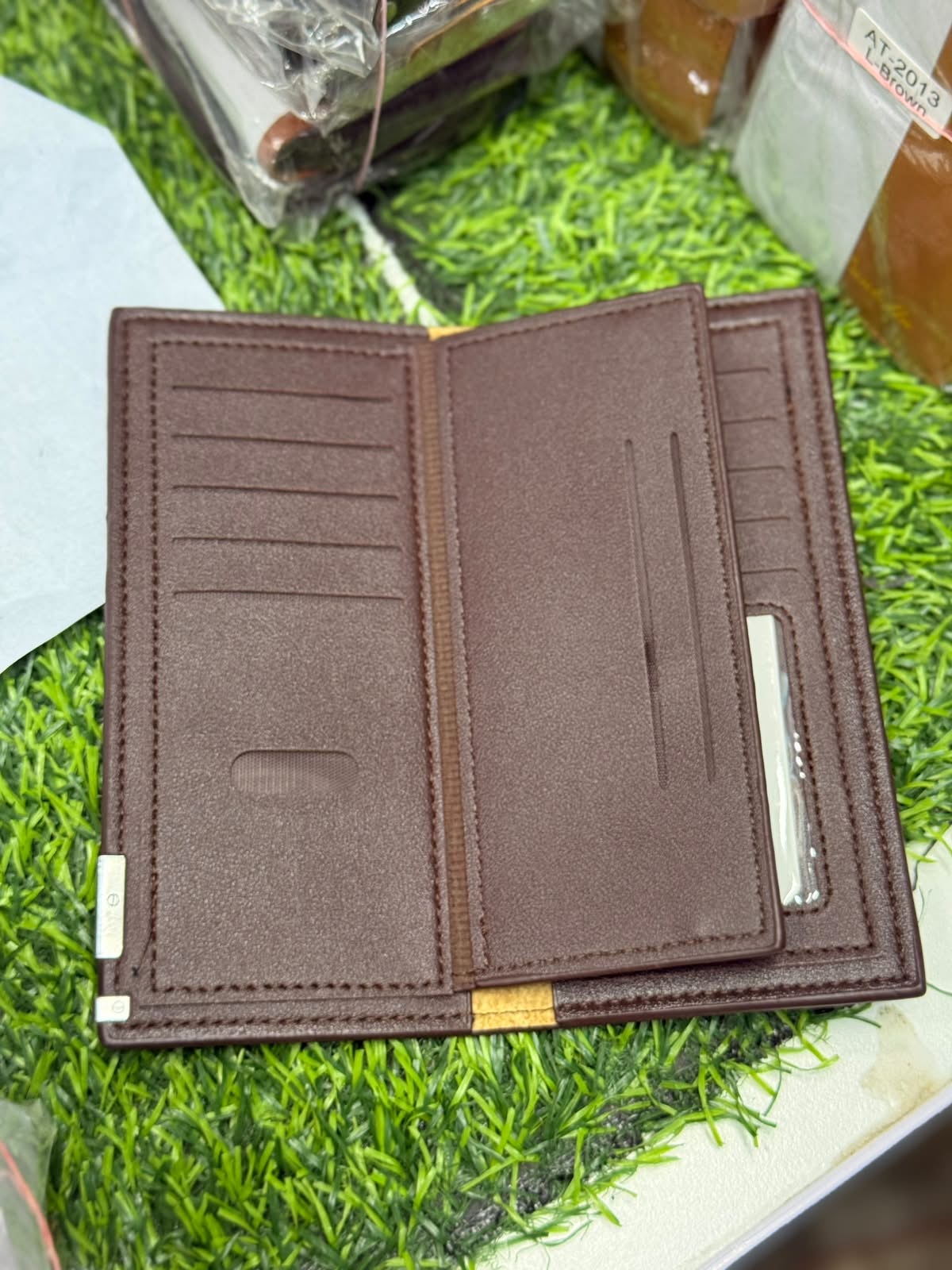 BADENROO Premium Vintage Leather Long Wallet for Men (allow open)